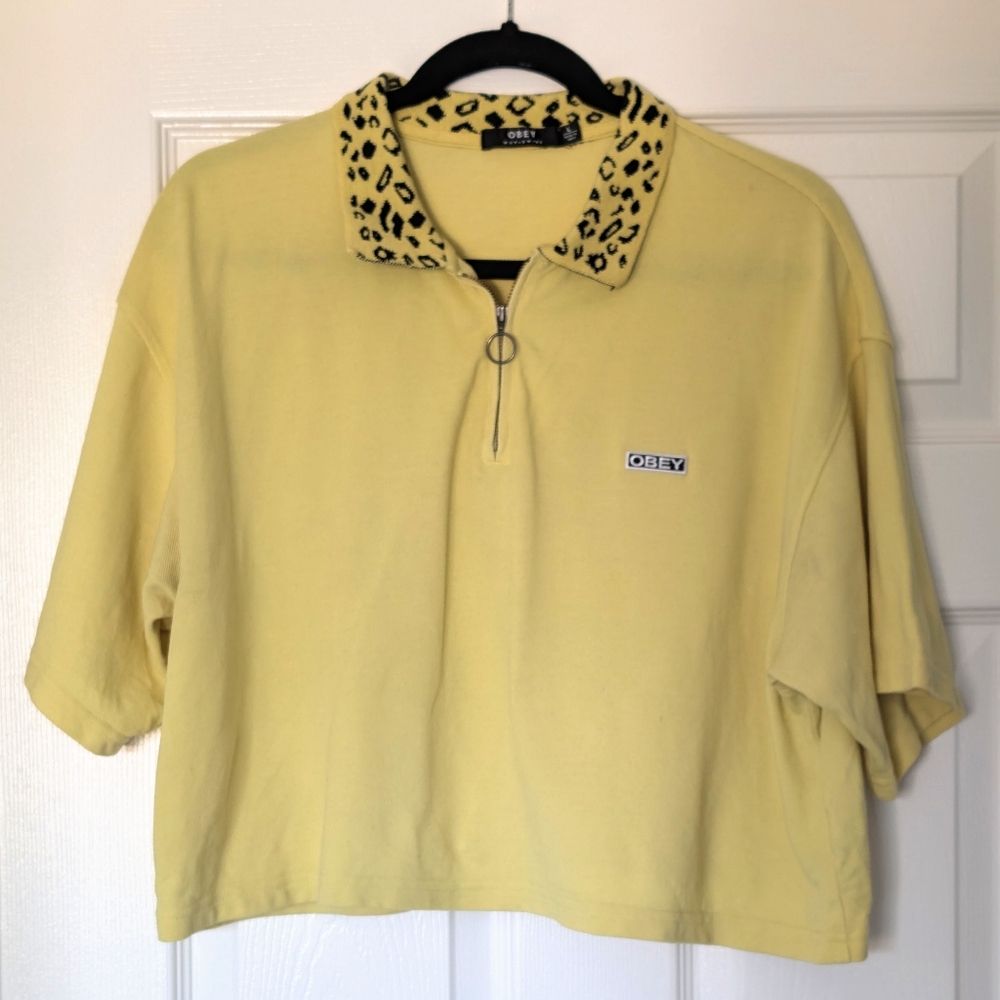 Obey crop polo zip up detail